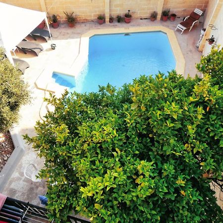 Modern Bedroom Gzira Екстериор снимка
